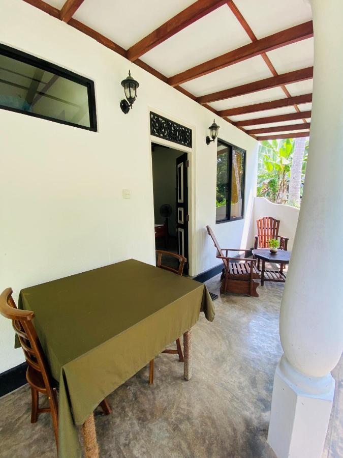 Nature Villa Unawatuna Galketiya Buitenkant foto